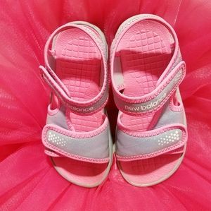 GIRLS NEW BALANCE SPORTS SANDAL